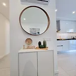 Appartement Modern In *